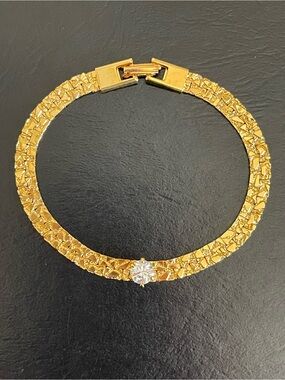 Classic gold tone Rhinestone bracelet.